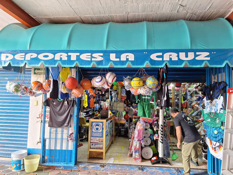 Artículos Deportivos La Cruz | Pedidos por WhatsApp